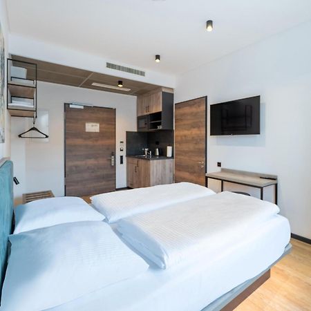 B&B Hotel Albstadt-Hbf Экстерьер фото