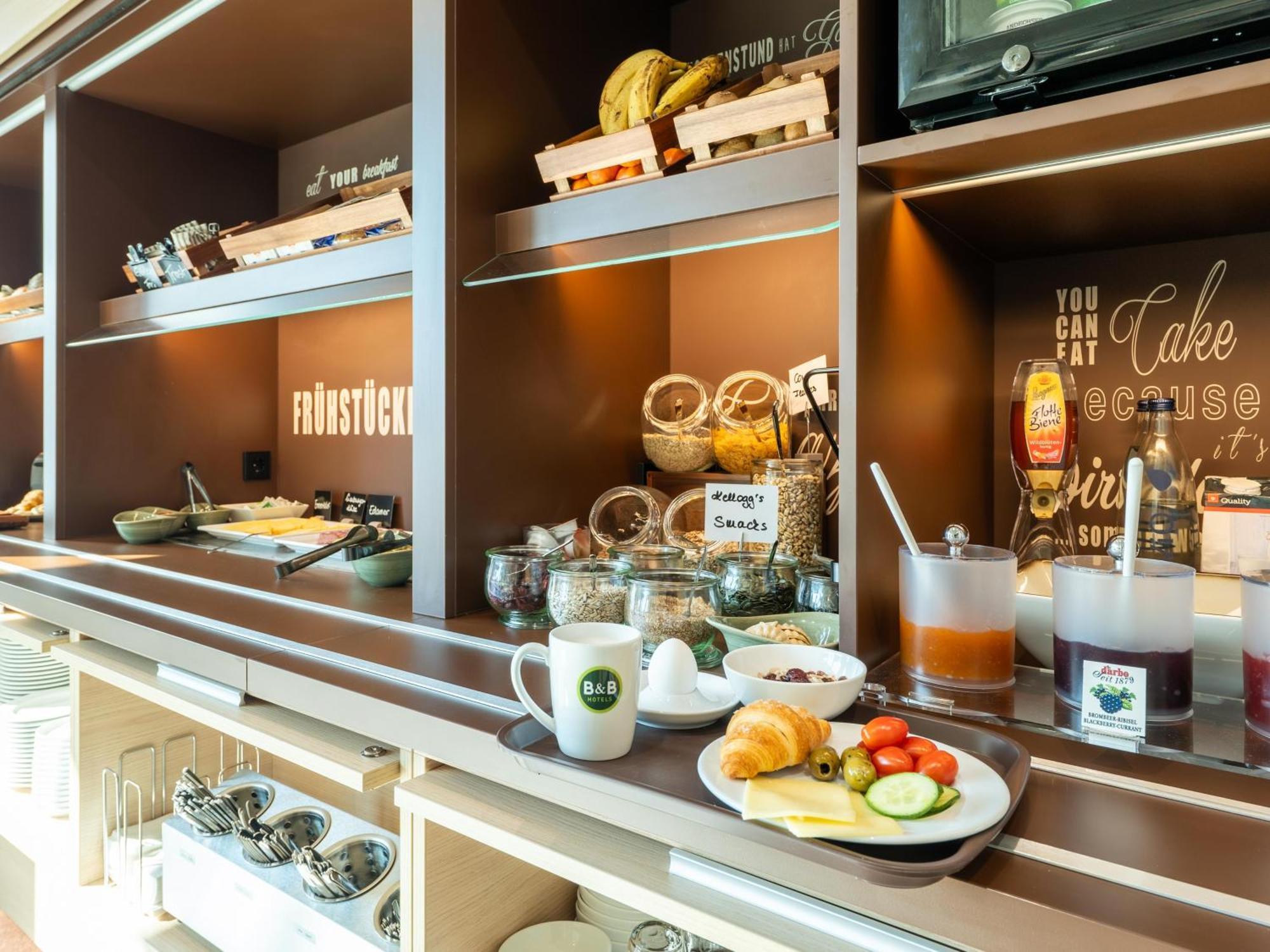 B&B Hotel Albstadt-Hbf Экстерьер фото